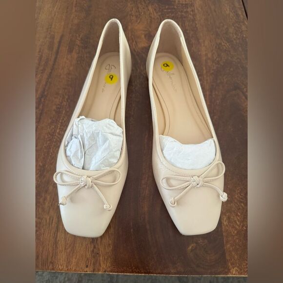 Guillermina Square Toe Ballet Flats for Anthropologie - Picture 5 of 7